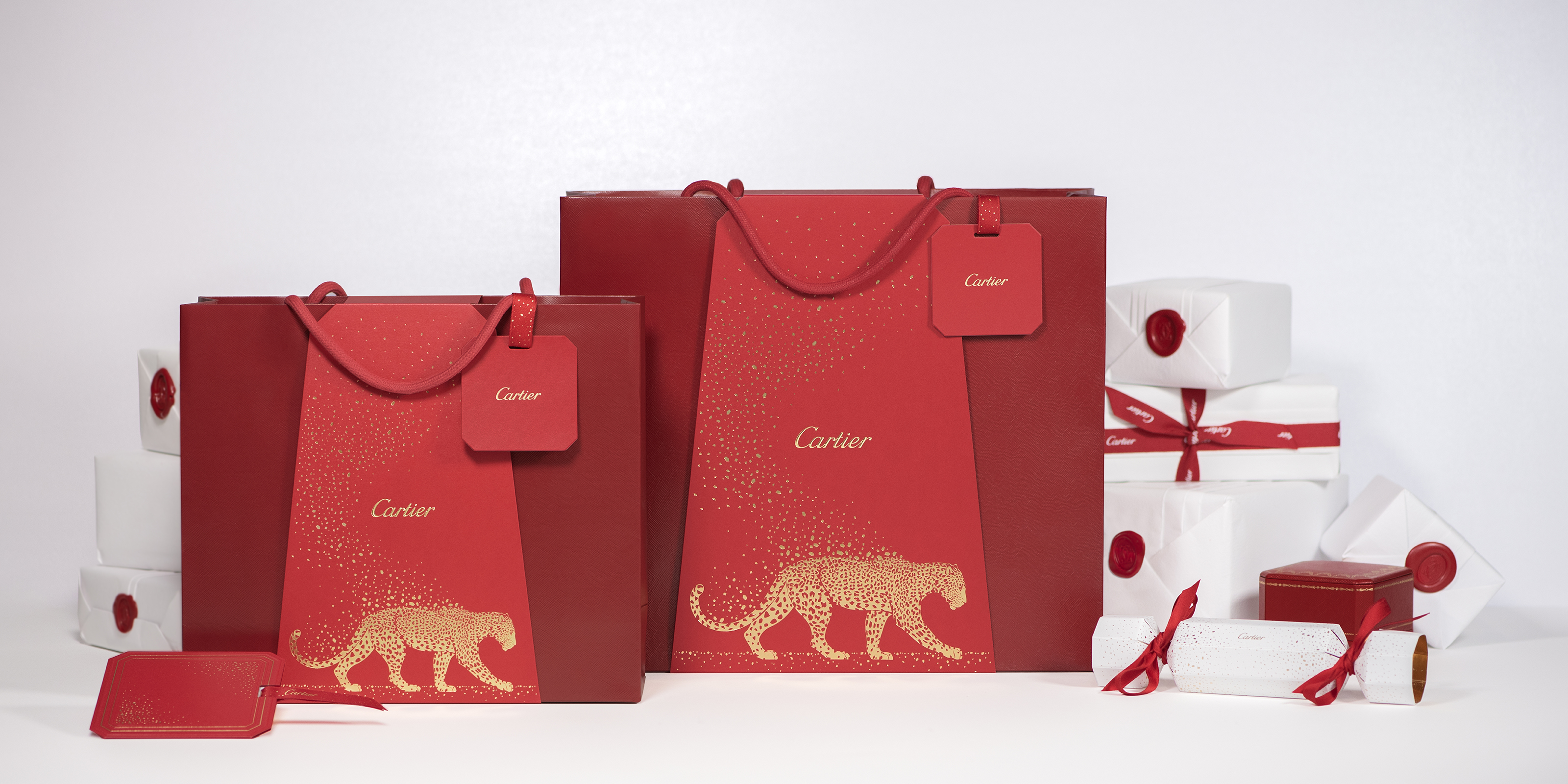 Cartier & Partisan du Sens, Activation end of year. 
Global design agency. 